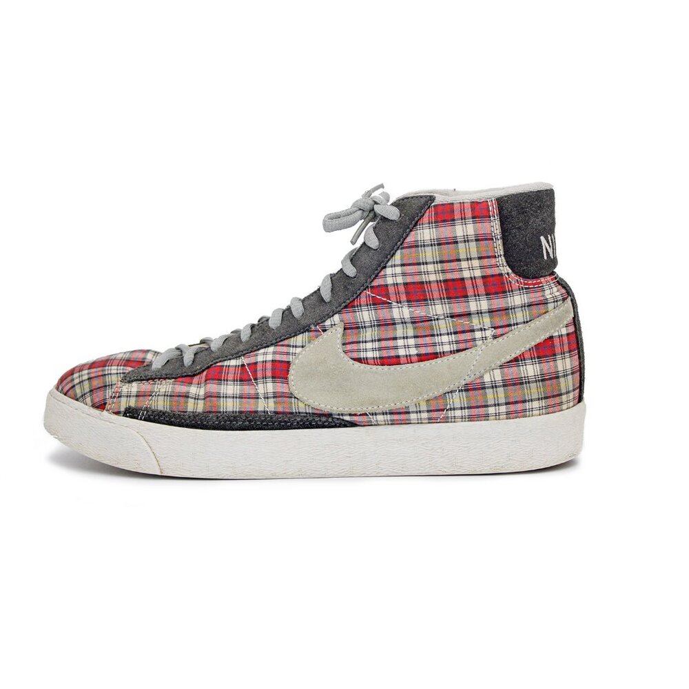 Nike Blazer Women’s Vintage Plaid Red / Grey High Top Sneakers: Size 10